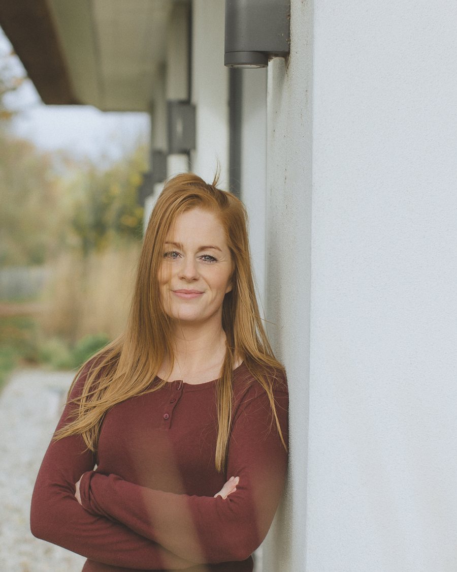 Maaike Oosterveer, regressie- en reïncarnatietherapeut